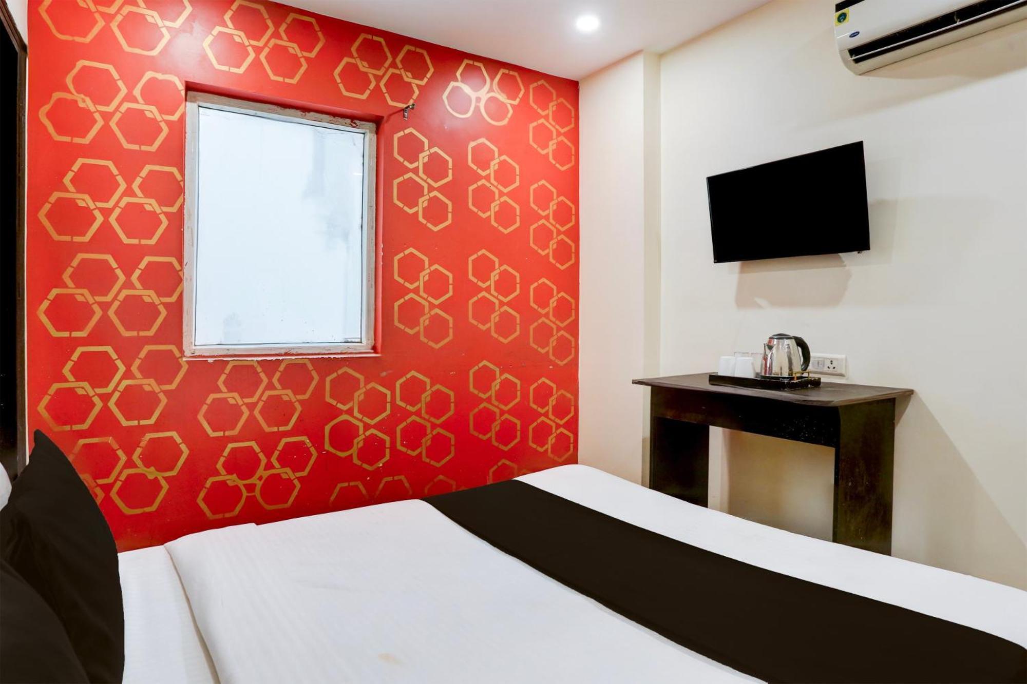 Super Hotel O S J Residency Delhi  Exterior photo